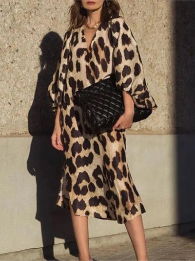 Vivian - Chic Leopard Dress